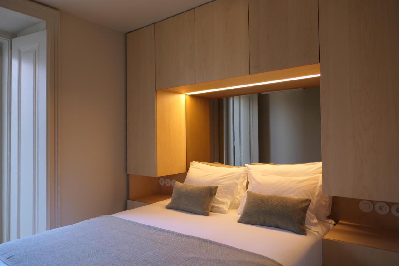 Casas Na Portuguesa - Bica Chiado Apartment Lisbon Luaran gambar