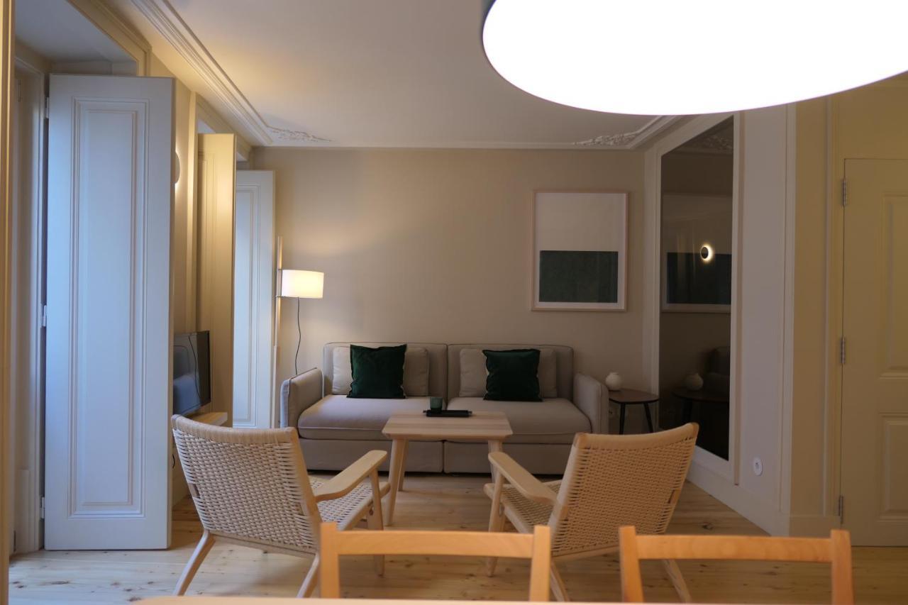 Casas Na Portuguesa - Bica Chiado Apartment Lisbon Luaran gambar