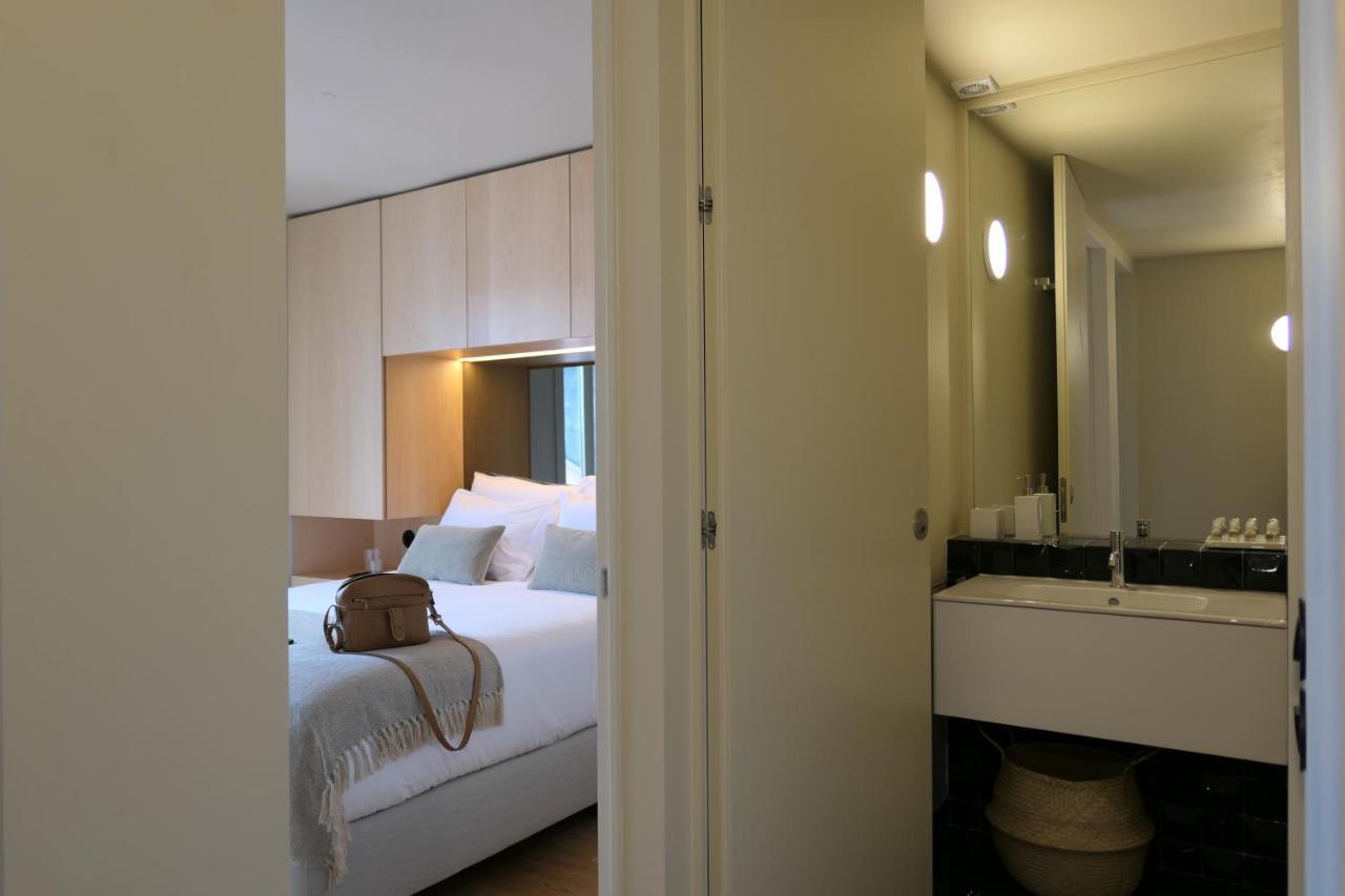 Casas Na Portuguesa - Bica Chiado Apartment Lisbon Luaran gambar