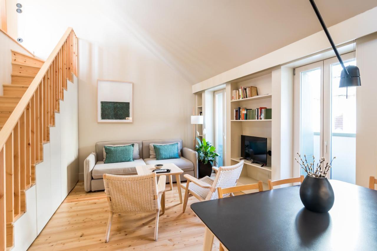Casas Na Portuguesa - Bica Chiado Apartment Lisbon Luaran gambar