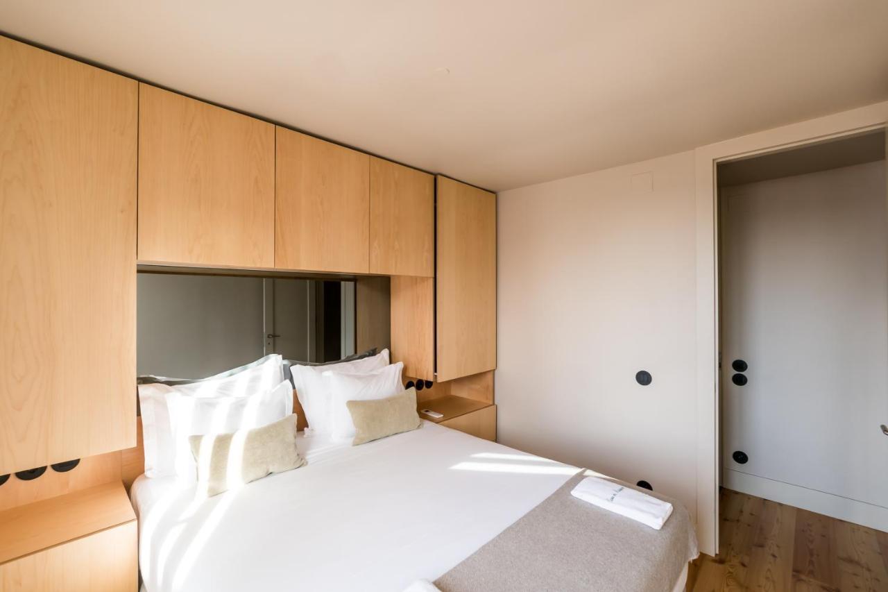 Casas Na Portuguesa - Bica Chiado Apartment Lisbon Luaran gambar