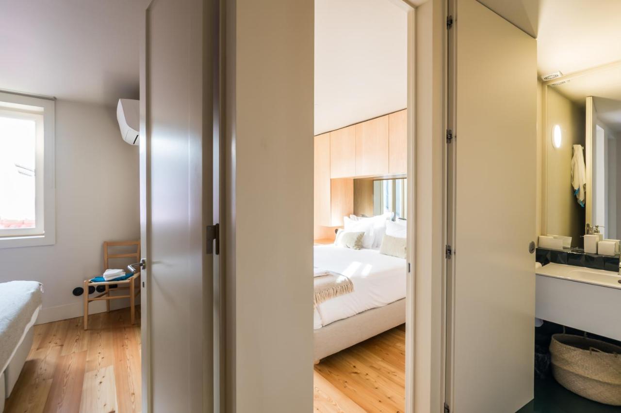 Casas Na Portuguesa - Bica Chiado Apartment Lisbon Luaran gambar